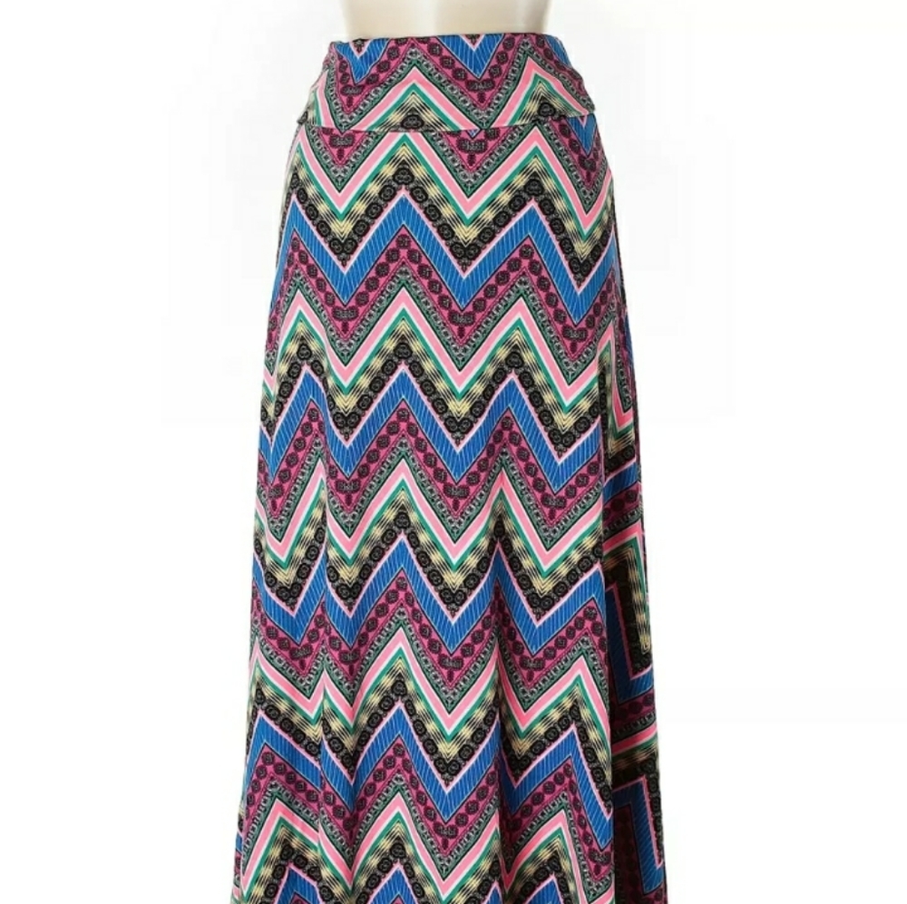 Lularoe Chevron Maxi Skirt Size XXS